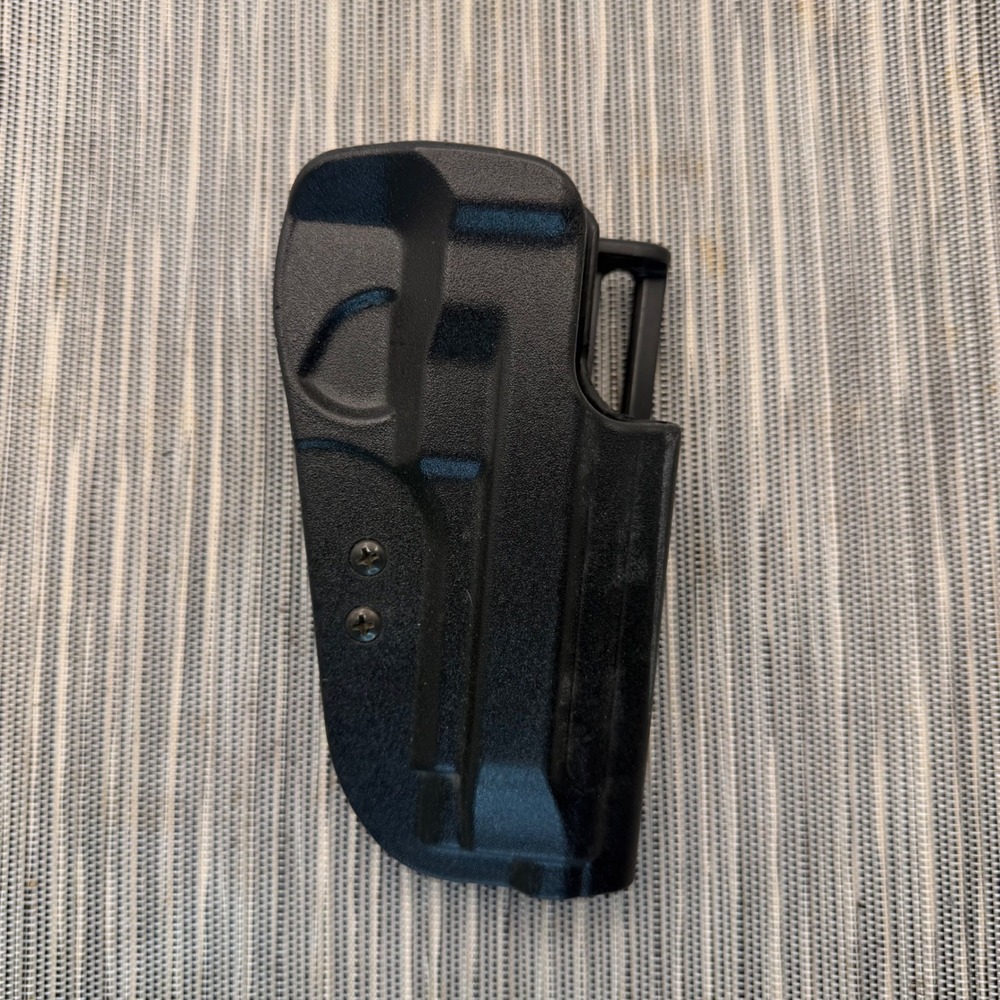Uncle Mikes Size 20 Kydex Paddle Holster Right Hand Black Revolver 4 Inch Barrel - Picture 1 of 6